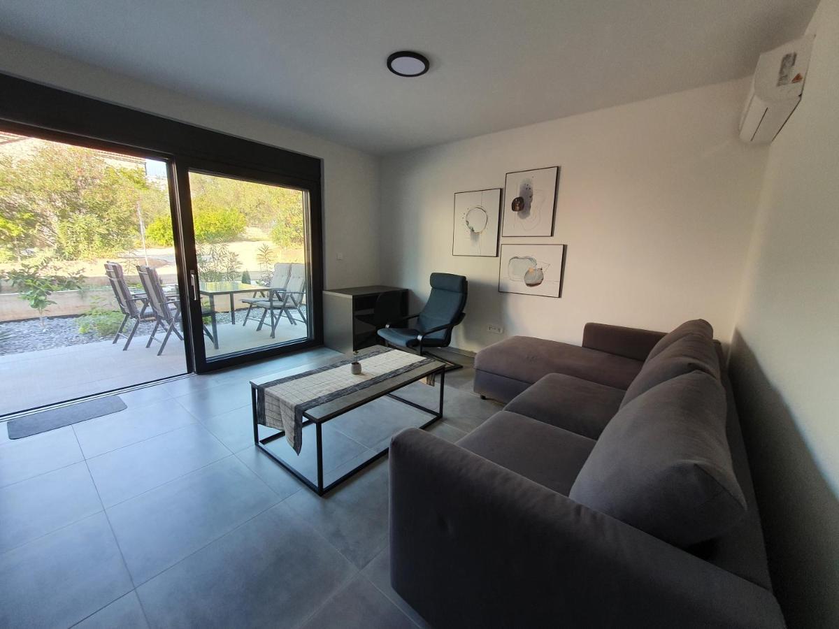 Apartmani Nerium Lovište Dış mekan fotoğraf